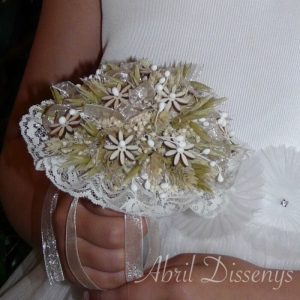 Bouquet con flor de madera Margaritas