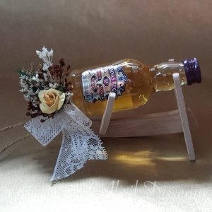 Whisky chivas con escanciador y flor seca