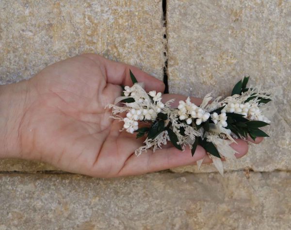 Tocado de Oreja Edurne. Flores rosa nude para la oreja. ¡¡Si algo diferente para tu pelo, sin estar apoyado en tu pelo, accesorio floral, una joya hecha con flores preservadas, un pequeño tocado, la forma curva perfecto para abrazar tu oreja sin molestias