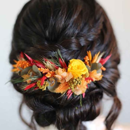 Tocado Mediano Iria. Diseñado para aquellas novias o invitadas