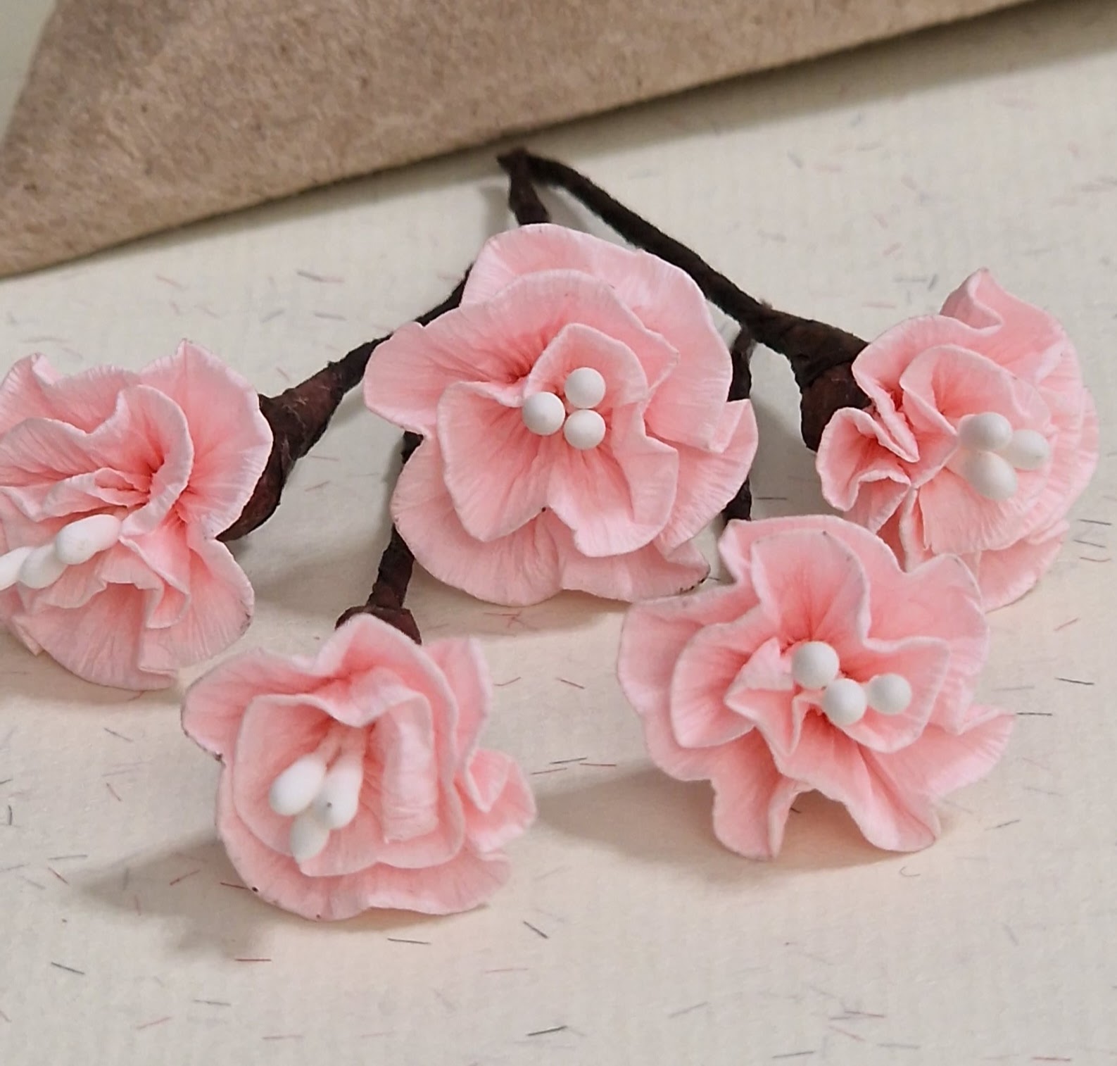 Set de 5 Claveles Rosa Para Pelo - Imagen 2