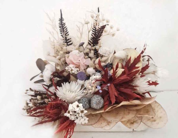 Caja de Madera con Flores Rosadas - Imagen 4
